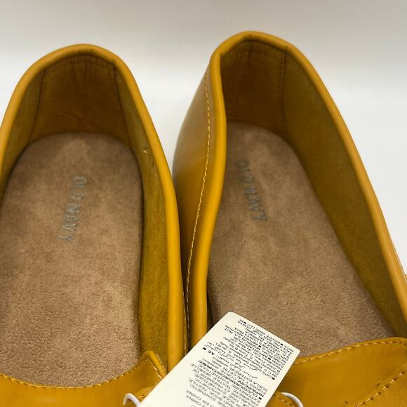 Old Navy Women’s Faux Leather Loafers – Bundle Mustard Yellow & Navy Blue Size 8 - Picture 2 of 10